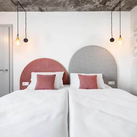 Boutique Mezi Svy Hotel 4*