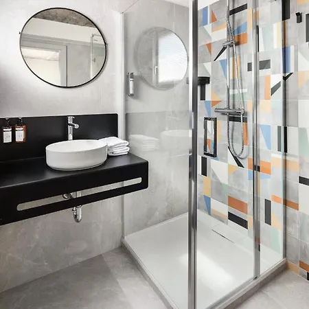 Boutique Mezi Svy 4*