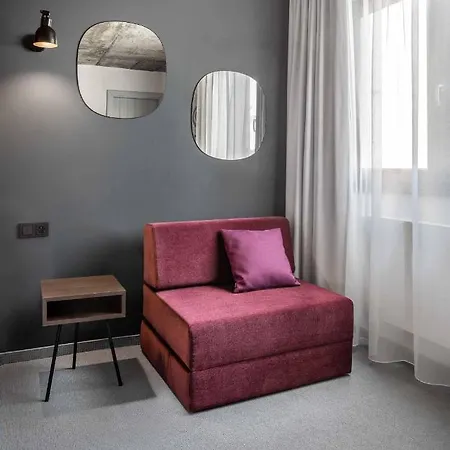 Boutique Mezi Svy 4* Градец-Кралове