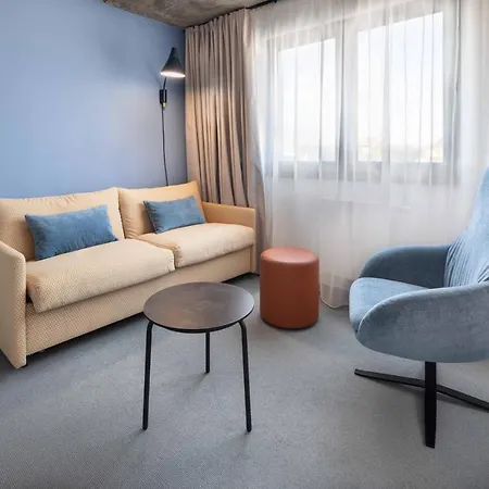 Boutique Mezi Svy Отель 4*