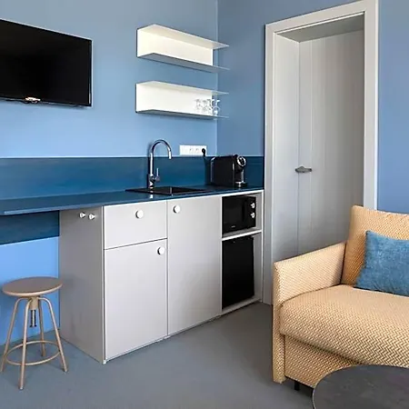 Boutique Mezi Svy Отель 4*