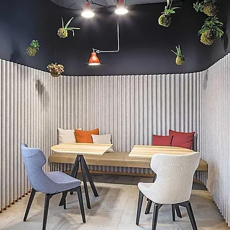 Boutique Mezi Svy Градец-Кралове