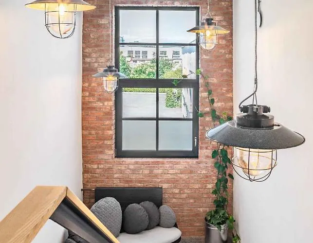 Boutique Mezi Svy Otel Hradec Králové